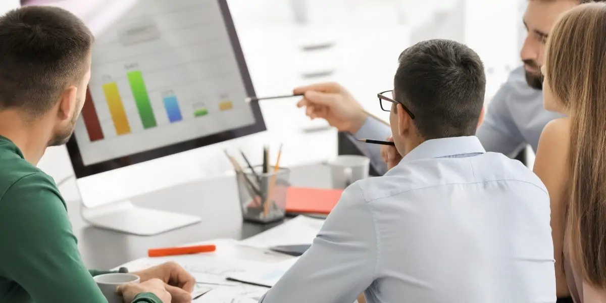 How Online Marketing Solutions Drive Better ROI Than Traditional Advertising
